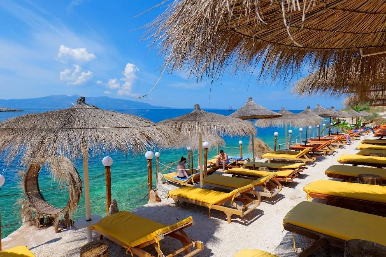 Siro Kerma Private Beach Villa Саранда