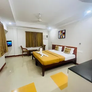 Kalluvalappil Hotel Kasaragod