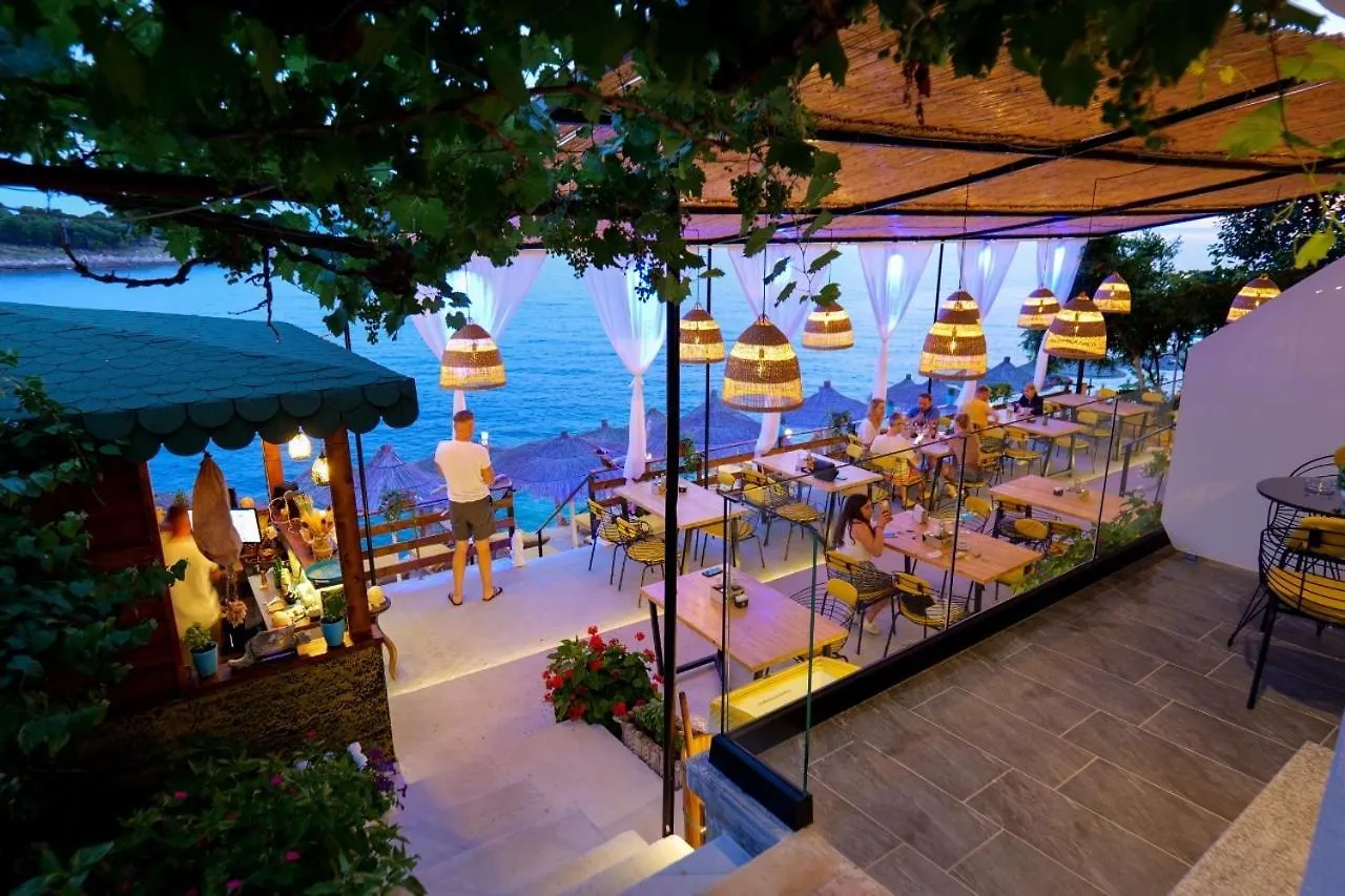 Siro Kerma Private Beach Villa Saranda