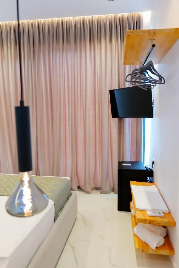 Siro Kerma Private Beach Villa Saranda 0*,